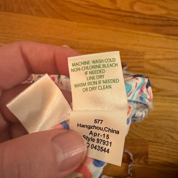 Lilly Pulitzer romper - Picture 9 of 10